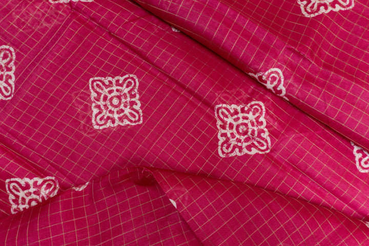 Magenta Colour Fancy Saree with Gold Grid Pattern
