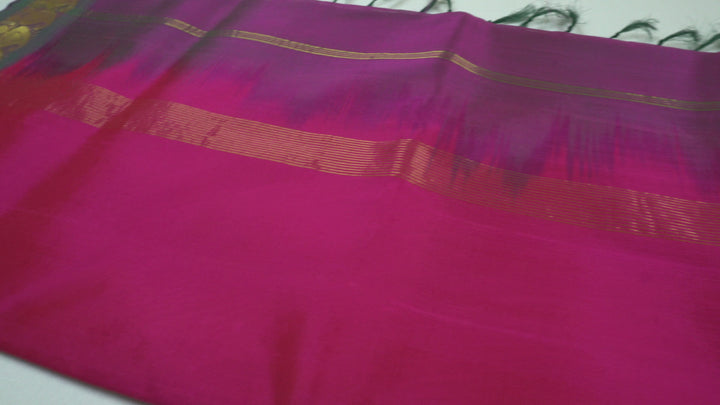 Magenta Color Silk Cotton Saree Plain Design with Double Side Border