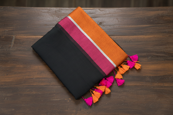 Black Mul Cotton Saree with Contrast Border (without blouse)